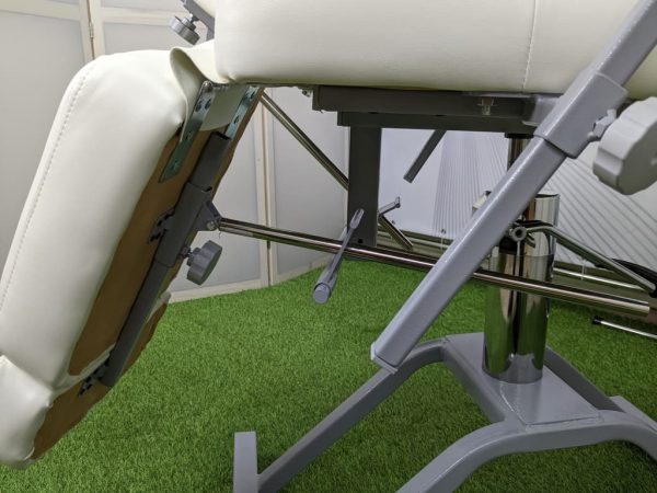 кресло для педикюра на гидравлике