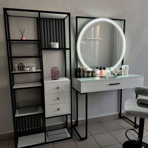 гримёрный стол