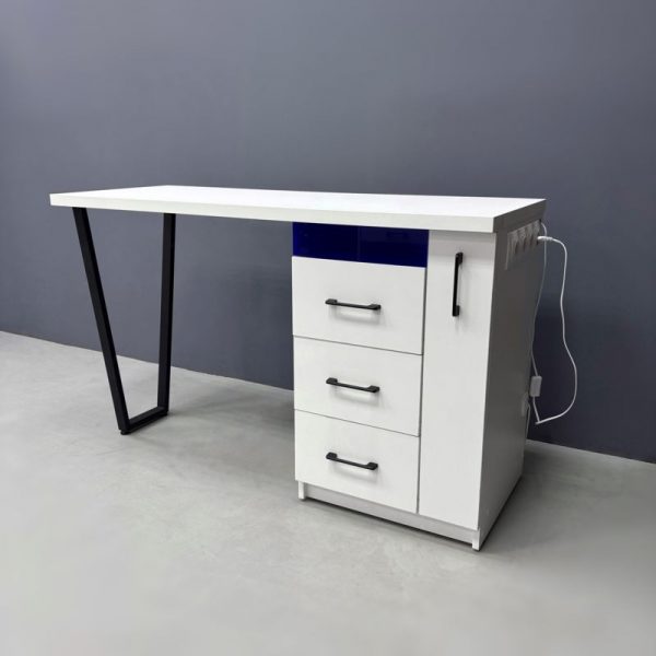 Стол для маникюра