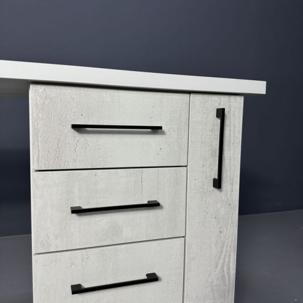 Стол для маникюра