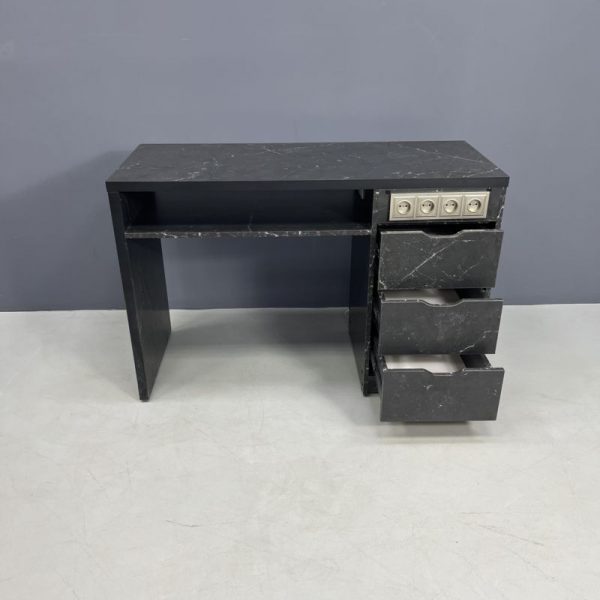 Стол для маникюра