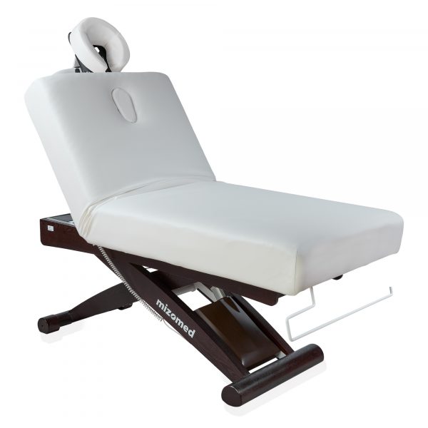 Массажная кушетка