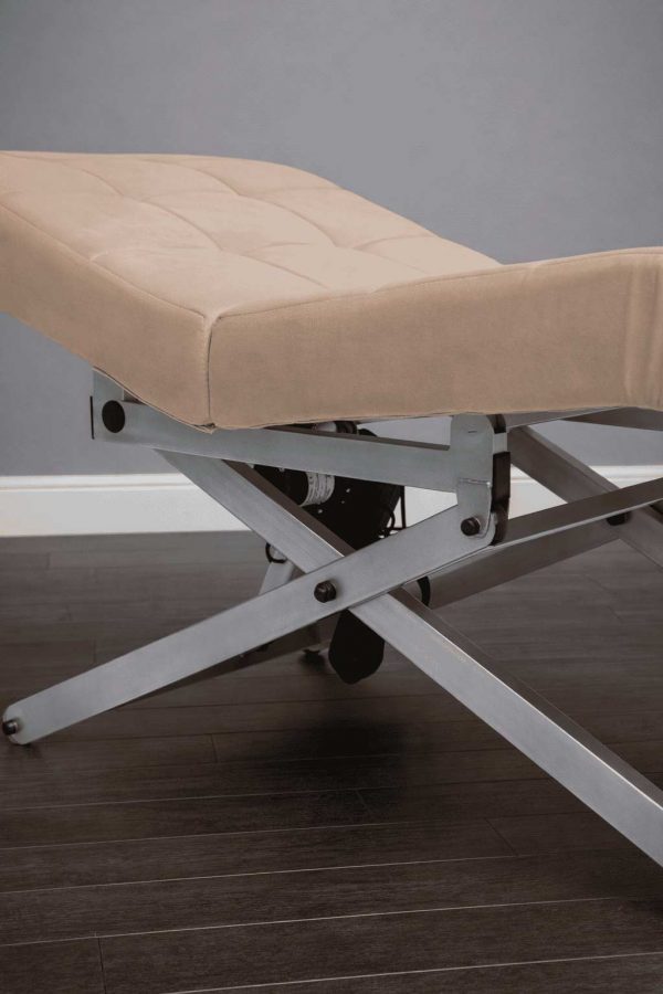 Анатомическая кушетка электрическая Loft 1 без регулировки секций. велюр, кожа