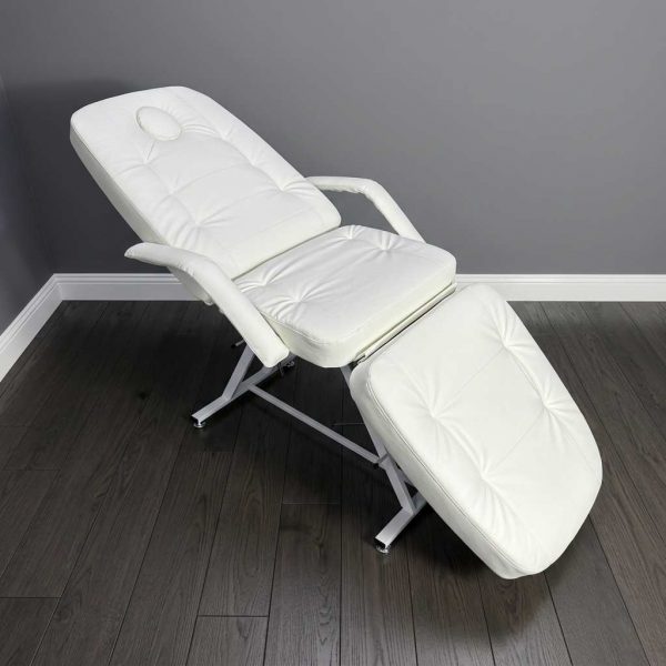 Косметологическое кресло Усиленное с вырезом для лица