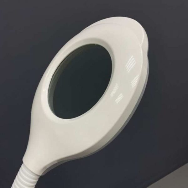 Лампа-лупа “Эксперт” с увеличенным диаметром линзы