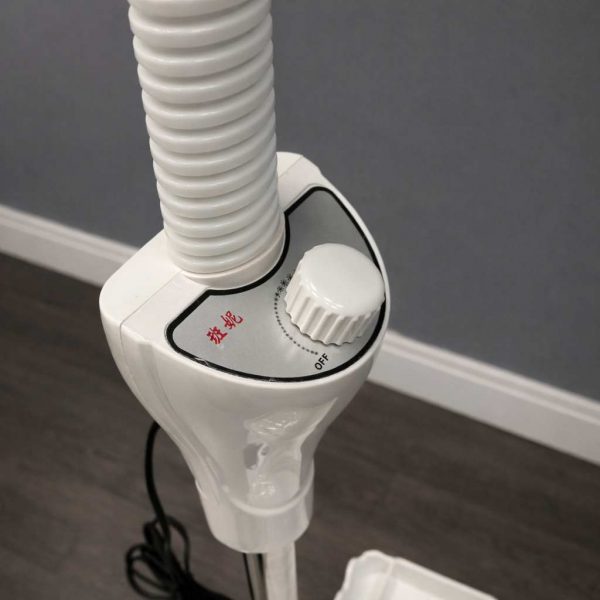 Лампа-лупа “Эксперт” с увеличенным диаметром линзы