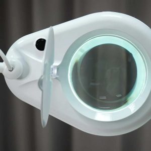 Лампа-лупа на струбцине LED К-3 овал