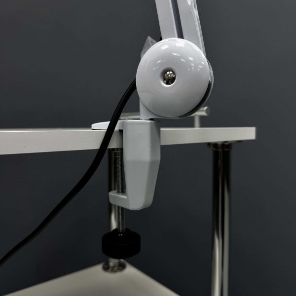 Лампа-лупа на струбцине LED К-5