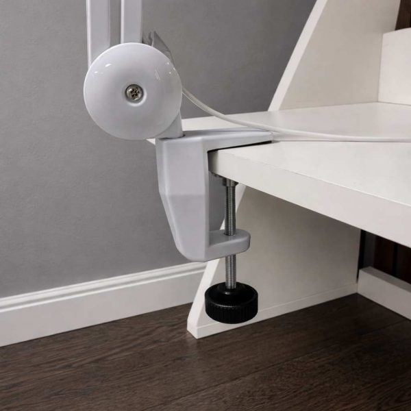 Лампа настольная бестеневая ТН-LED 500