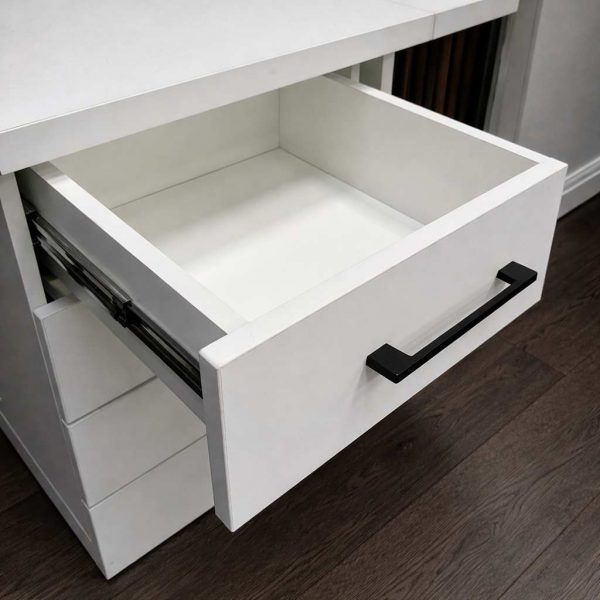 Маникюрный стол “Эллен”