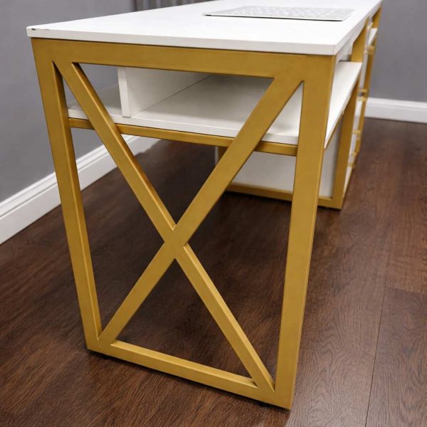 Маникюрный стол на два мастера 1