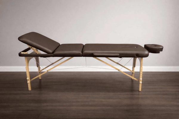 Массажный стол складной деревянный 3-х секционный