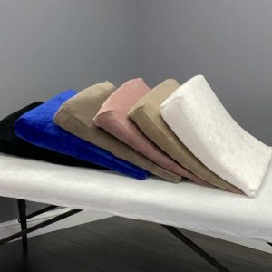 Подушка скошенная универсальная с эффектом памяти