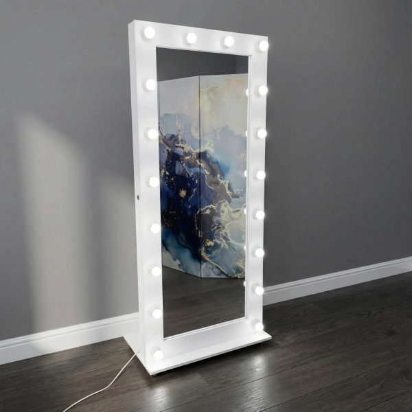 Зеркало напольное со скрытыми полками