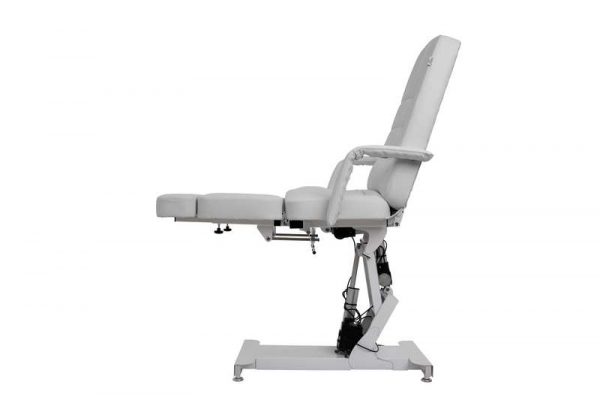 Кресло педикюрное ЭЛЕГАНТ 3 с 3 моторами обивка премиальная цвет белый